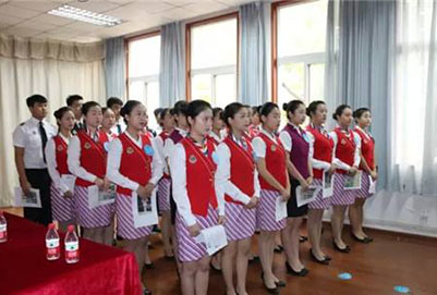 貴陽(yáng)鐵路工程職業(yè)學(xué)校2018年學(xué)費(fèi)多少、開(kāi)設(shè)了什么專(zhuān)業(yè)？