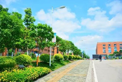 貴陽市新東方烹飪職業(yè)學(xué)校2018年春季招生簡章