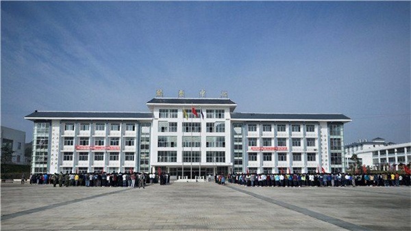 銅仁市交通學(xué)校學(xué)校簡介