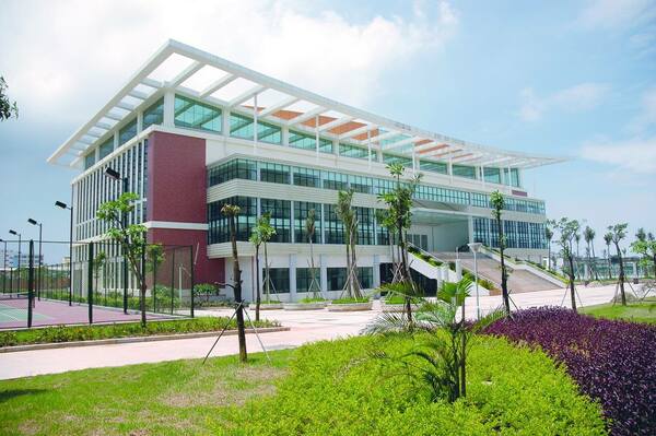 貴州省廣播電影電視學校簡介