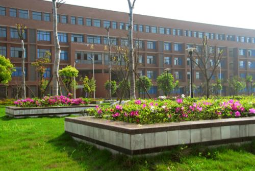 重慶應用技術職業(yè)學院五年一貫制2019年招生計劃