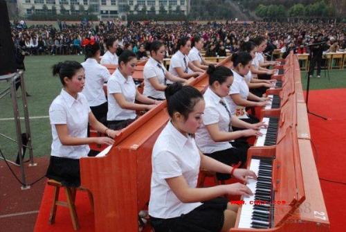 女生就讀幼師專業(yè)，幼師證難考嗎?