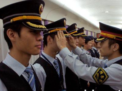 貴陽高鐵專業(yè)學(xué)校如何保障就業(yè)的。
