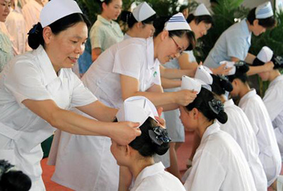 重慶護(hù)理衛(wèi)生學(xué)校臨床醫(yī)學(xué)五年制大專如何