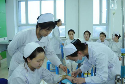 貴陽(yáng)衛(wèi)生學(xué)校的醫(yī)藥專業(yè)就業(yè)前景如何