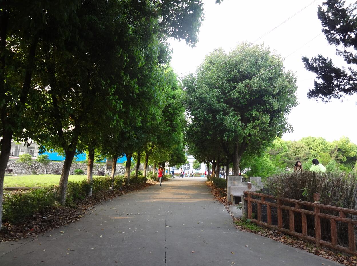赤壁市職業(yè)教育（集團(tuán)）學(xué)校招生條件、招生對(duì)象、招生分?jǐn)?shù)