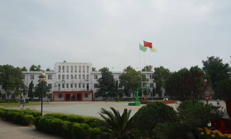 湖北黃梅理工中等專(zhuān)業(yè)學(xué)校