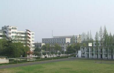 江漢油田職業(yè)技術(shù)學校怎么樣、好不好