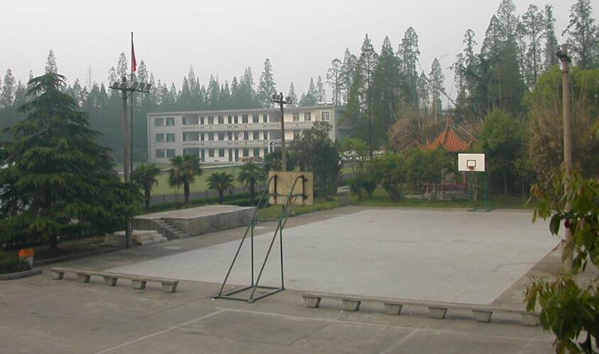 江漢油田職業(yè)技術(shù)學(xué)校招生條件、招生對象、招生分?jǐn)?shù)