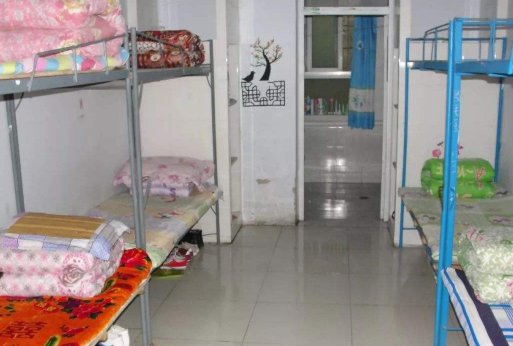 鄭州市商貿(mào)管理學校