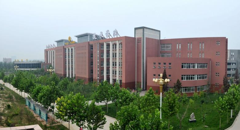 鶴壁市機電信息工程學(xué)校環(huán)境