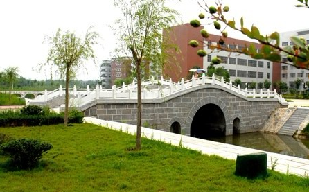泰安力明科技職業(yè)中等專業(yè)學校