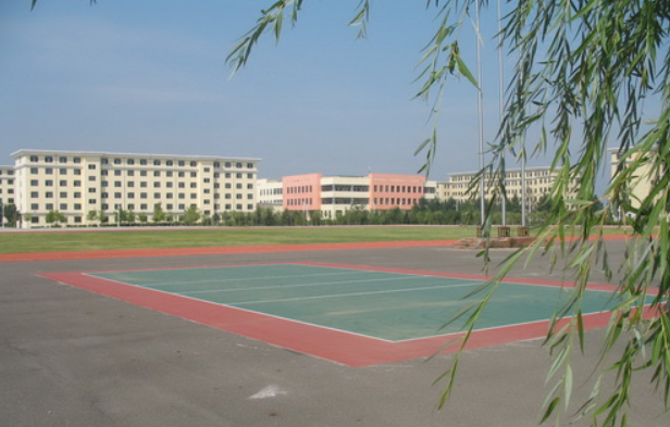 綏化市職業(yè)技術(shù)教育中心學(xué)校環(huán)境、學(xué)校圖片