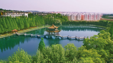 江陰市華姿中等專業(yè)學(xué)校