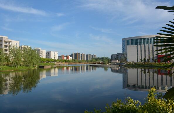 銅陵市理工學(xué)校怎么樣、好不好