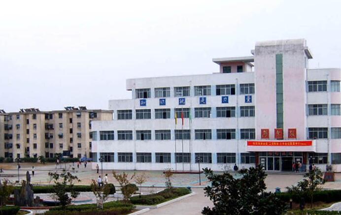 壽縣第一職業(yè)高級(jí)中學(xué)環(huán)境圖