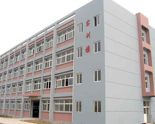 安徽工程技術(shù)學(xué)校