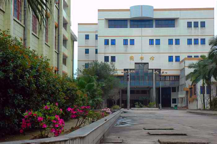 福建省郵電學(xué)校學(xué)費(fèi)、大概收費(fèi)是多少