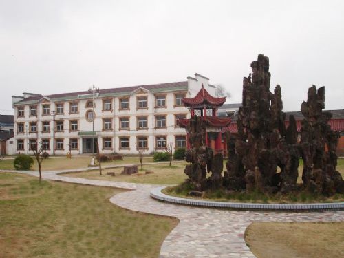 安徽霍山職業(yè)學(xué)校