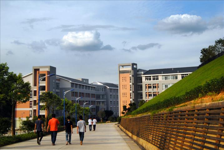 福建永安職業(yè)中專學(xué)校招生要求、學(xué)校招生對(duì)象