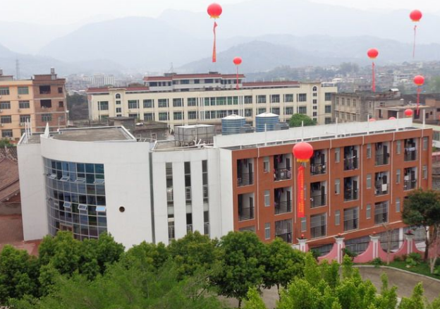 福建省安溪茶業(yè)職業(yè)技術(shù)學(xué)校宿舍環(huán)境、寢室環(huán)境