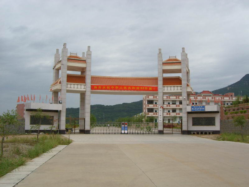 南安市工業(yè)學(xué)校宿舍環(huán)境、寢室環(huán)境