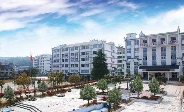 三明市金湖旅游職業(yè)中專學(xué)校學(xué)費多少、學(xué)校收費標(biāo)準(zhǔn)