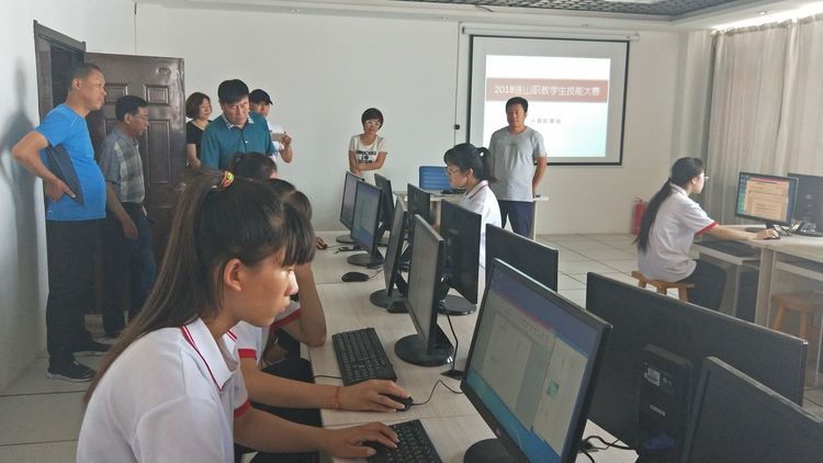 葫蘆島市連山區(qū)職業(yè)教育中心