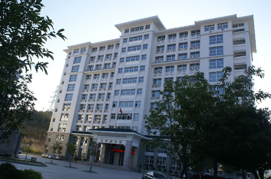 潮州市東方科技學(xué)校宿舍環(huán)境、寢室環(huán)境