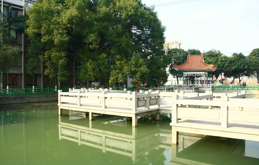 廣西百色農(nóng)業(yè)學(xué)校宿舍環(huán)境、寢室環(huán)境