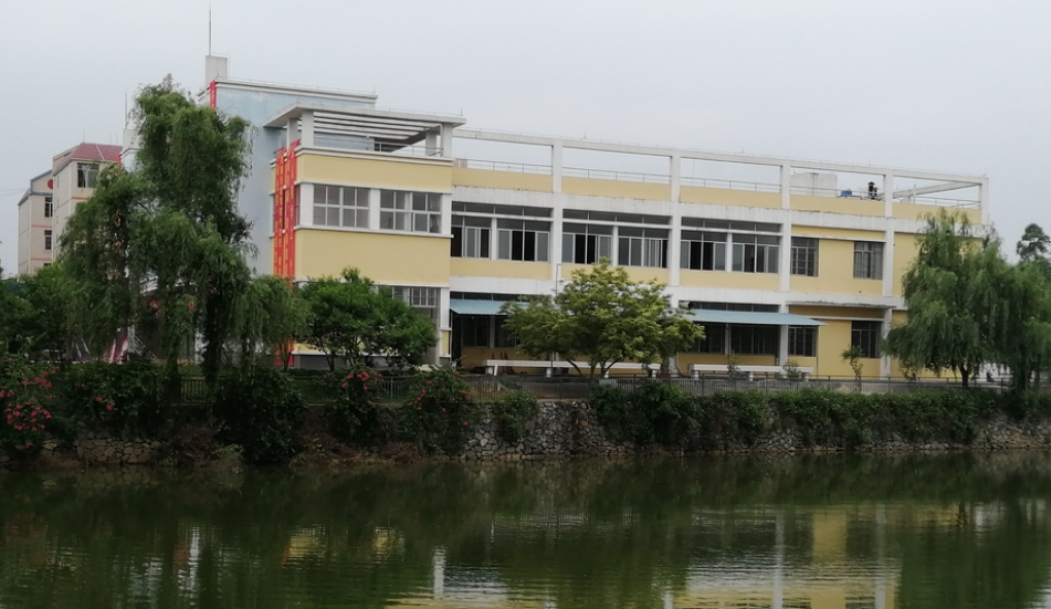 南寧市武鳴區(qū)職業(yè)技術(shù)學(xué)校學(xué)費多少、學(xué)校收費標(biāo)準(zhǔn)