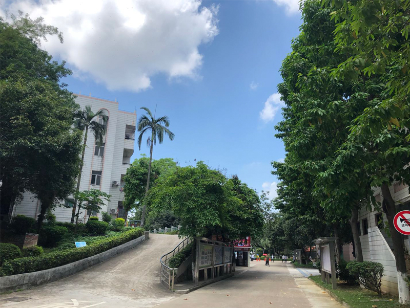 佛山市順德區(qū)李偉強職業(yè)技術(shù)學校