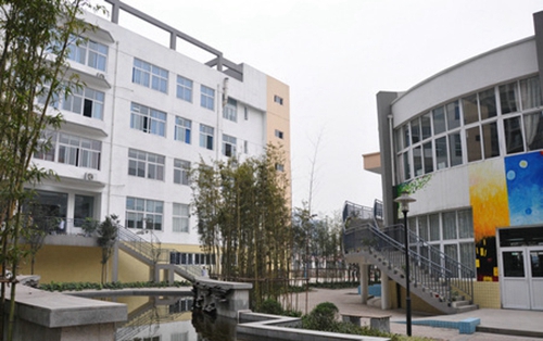 四川省成都市青蘇職業(yè)中學校圖片、照片