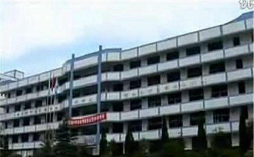 四川慧明中等專業(yè)學(xué)校圖片、照片