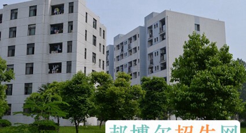 四川紅十字衛(wèi)生學(xué)校圖片、照片