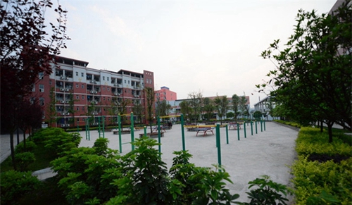 瀘縣建筑職業(yè)中專學校(瀘縣建校)圖片、照片