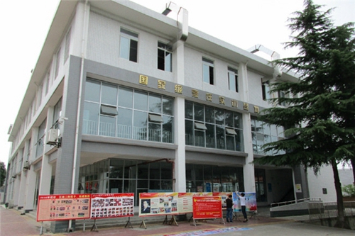 四川省綿陽職業(yè)技術(shù)學(xué)校圖片、照片