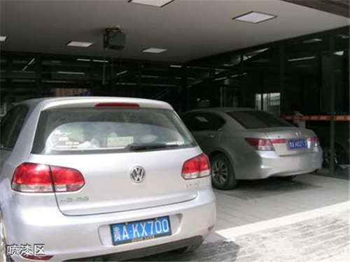 貴陽汽車工業(yè)技術學校噴漆區(qū)
