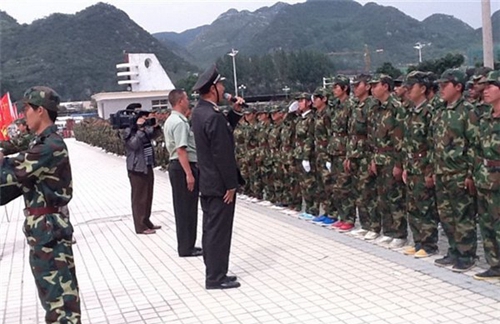六盤水市軍事技能職業(yè)學(xué)校教學(xué)場景2