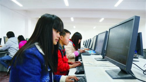 三都民族中等職業(yè)學校(三都職校)電腦技術運用實訓