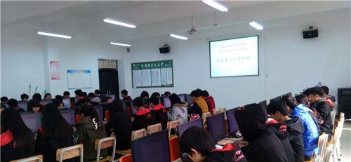 三都民族中等職業(yè)學校(三都職校)技能大賽中的學生3