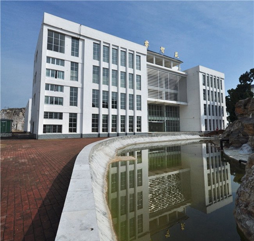 銅仁市交通學(xué)校圖書館