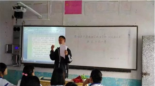 黔西縣中等職業(yè)學(xué)校(黔西職校)醫(yī)學(xué)專業(yè)部書法比賽