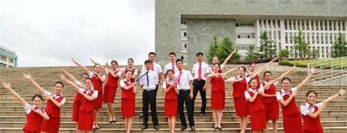 貴陽(yáng)鐵路司機(jī)學(xué)校(貴陽(yáng)職業(yè)技術(shù)學(xué)院中職部)又到一年畢業(yè)季