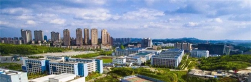 貴陽(yáng)鐵路司機(jī)學(xué)校(貴陽(yáng)職業(yè)技術(shù)學(xué)院中職部)鳥瞰校園2