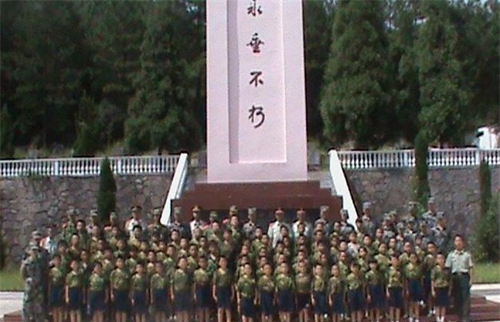 黔東南州國防學校紀念烈士