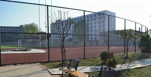 貴陽市女子職業(yè)學(xué)校(貴陽市旅游學(xué)校)塑膠運動場