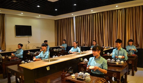 成都市天府新區(qū)成人中等專業(yè)學(xué)校茶藝專業(yè)實(shí)訓(xùn)課