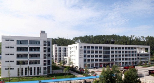 四川省蒲江縣職業(yè)中專學校、蒲江縣技工學校、成都工業(yè)職業(yè)技術學院南校區(qū)遠景