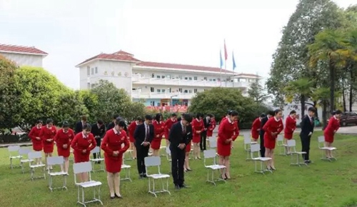 四川省綿陽(yáng)職業(yè)技術(shù)學(xué)校服務(wù)禮儀課